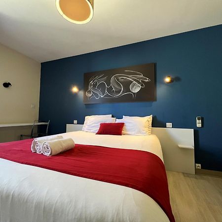 Brit Hotel Du Parc Niort Centre-Parking Gratuit ภายนอก รูปภาพ