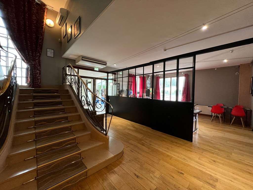 Brit Hotel Du Parc Niort Centre-Parking Gratuit ภายใน รูปภาพ