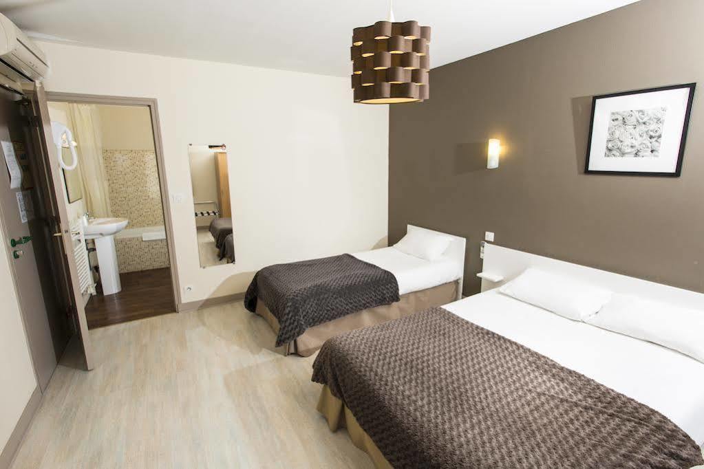 Brit Hotel Du Parc Niort Centre-Parking Gratuit ภายนอก รูปภาพ